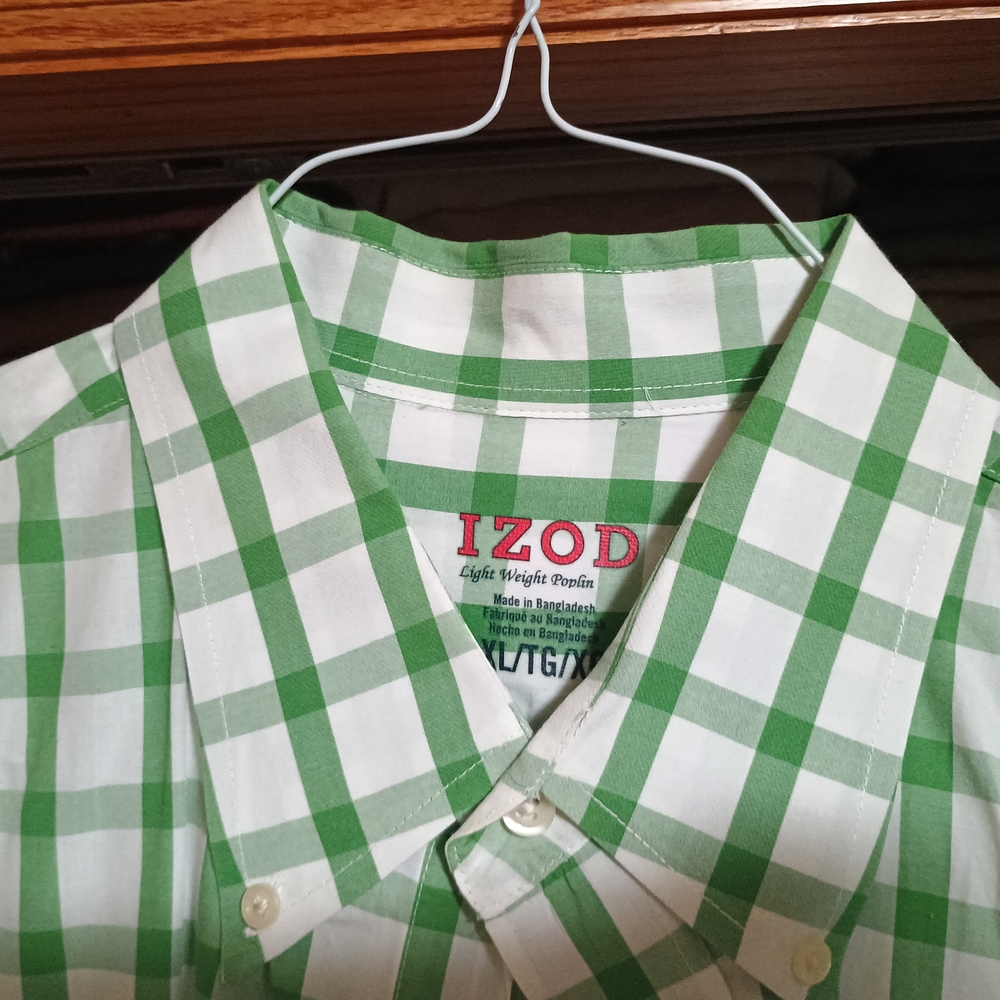 Izod Men's Green and White Checkered Shirt
